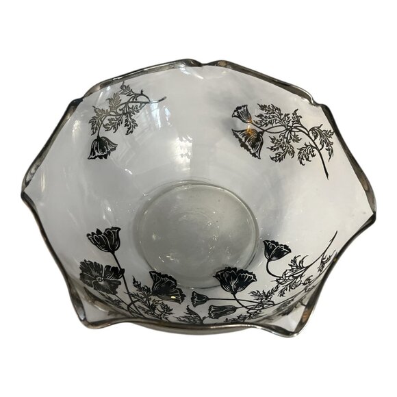 Vintage Clear Glass Bowl with Silver Floral Overlay – Scalloped Rim – 6 x 3 in - Picture 1 of 3